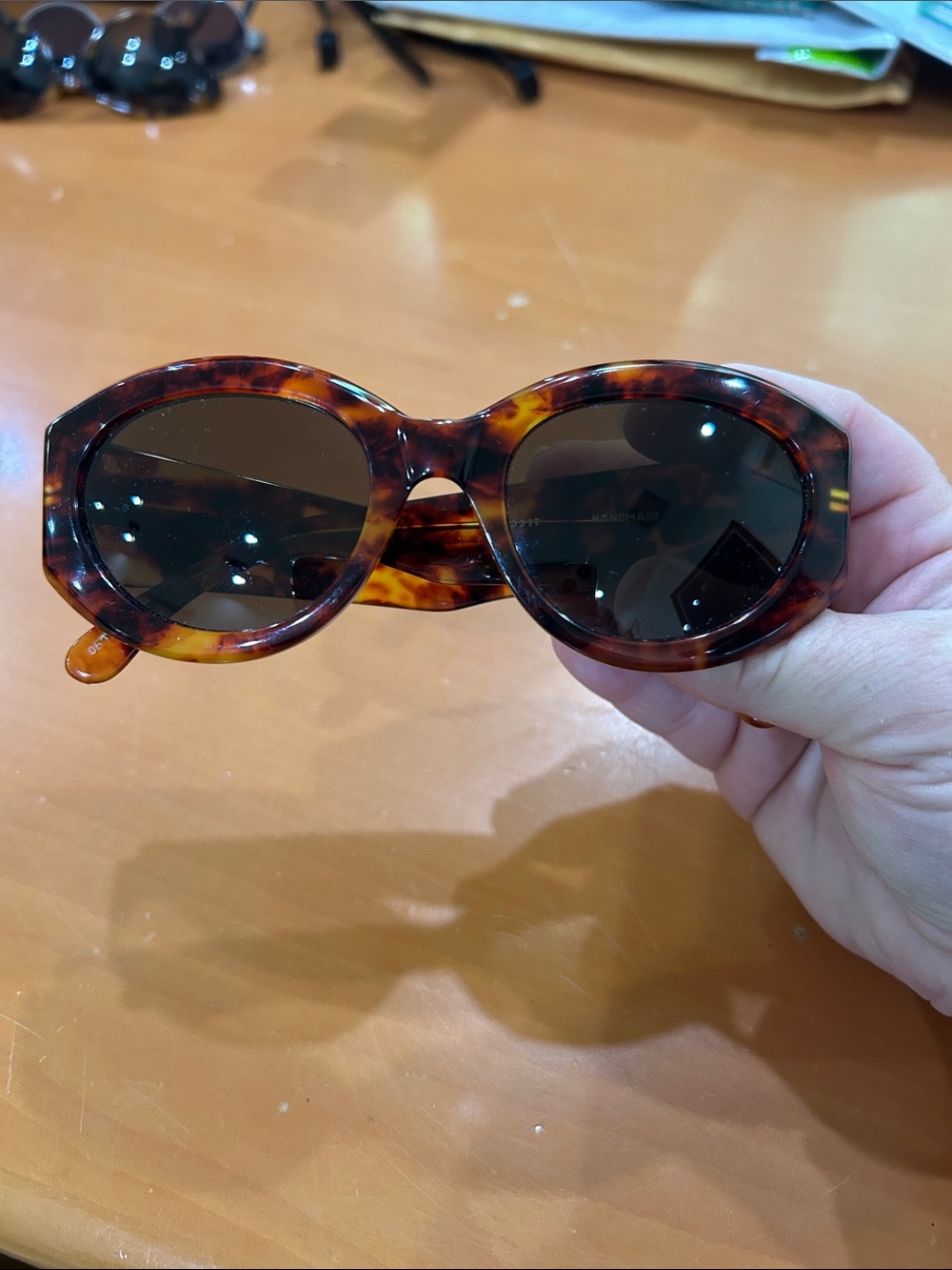 Women's Tortoiseshell Oval Sunglasses with Brown Lenses